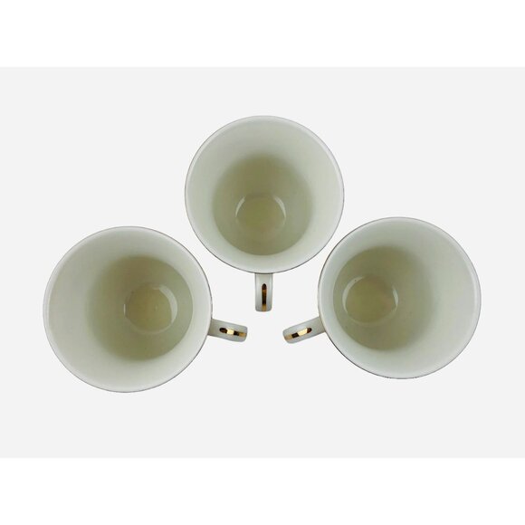 Set Of 3 Holly Holiday Made In Japan Porcelain Mugs With Gold Trim & Festive Lea - Picture 4 of 10